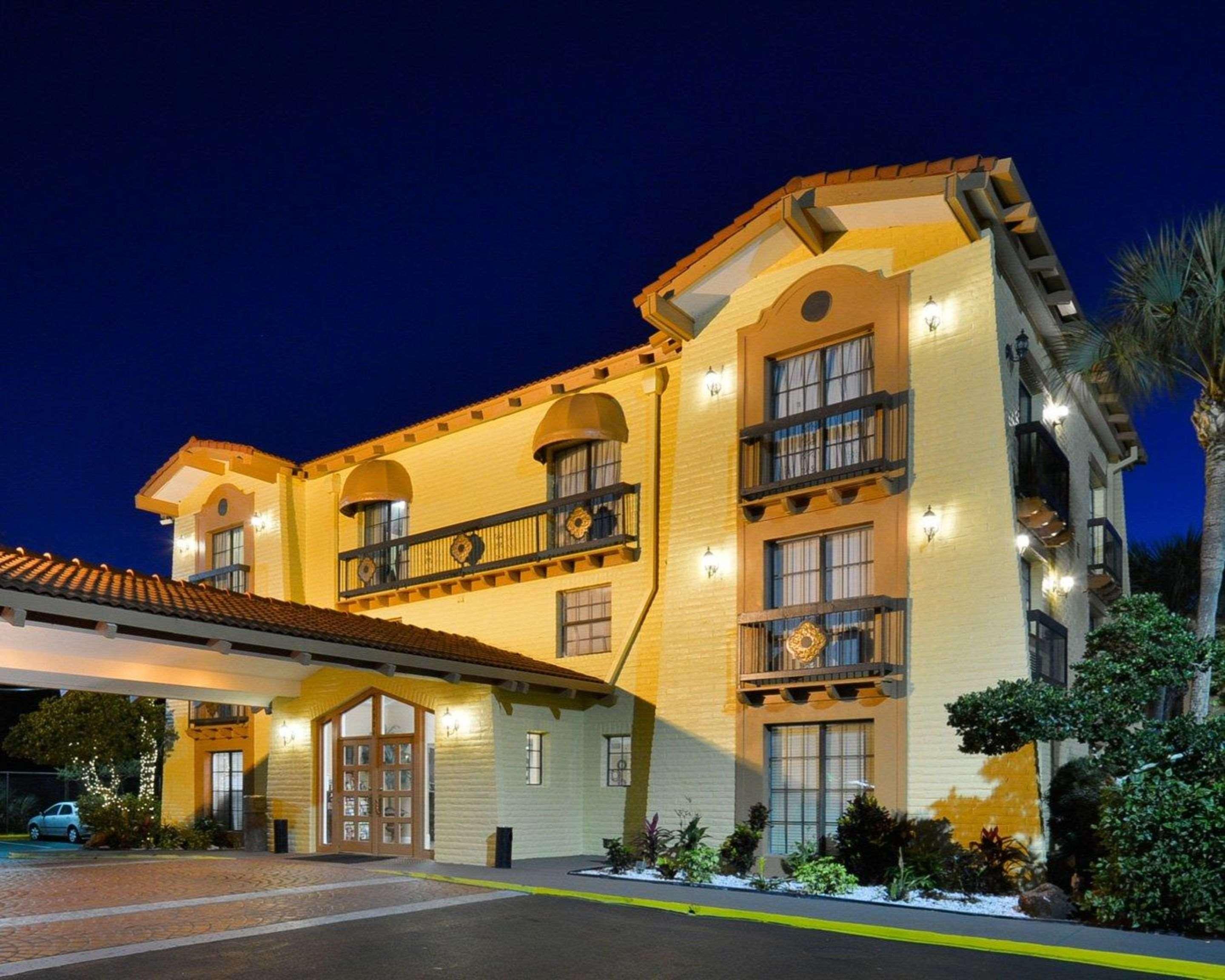 Rodeway Inn Near Ybor City - Casino Tampa Zewnętrze zdjęcie